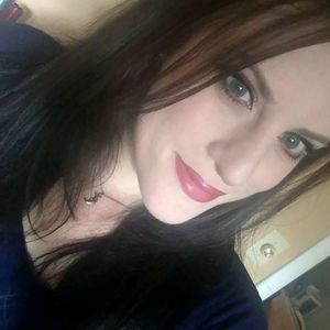 Meet your Posher, Alicia
